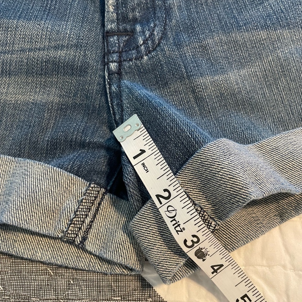 7 For All Mankind shorts